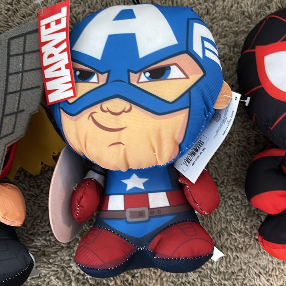 Marvel stuffed collection - Picture 3 of 6